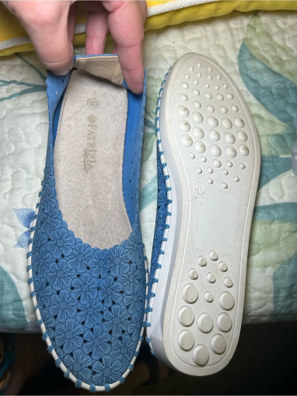 Patrizia Grazana Women’s Blue Floral Cutout Slip-On Flats